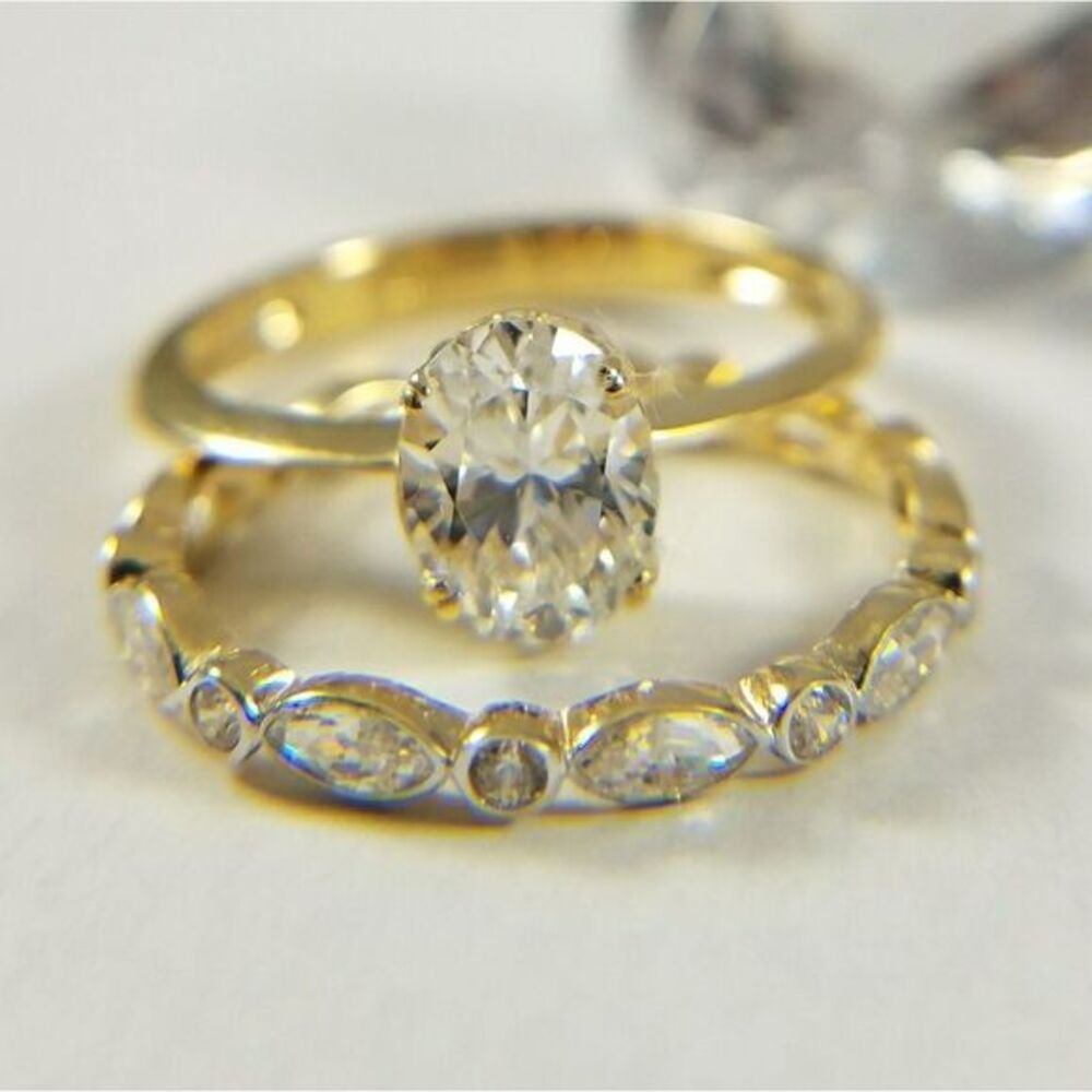14k Yellow Gold 1ct Oval Engagement Ring 2pc set